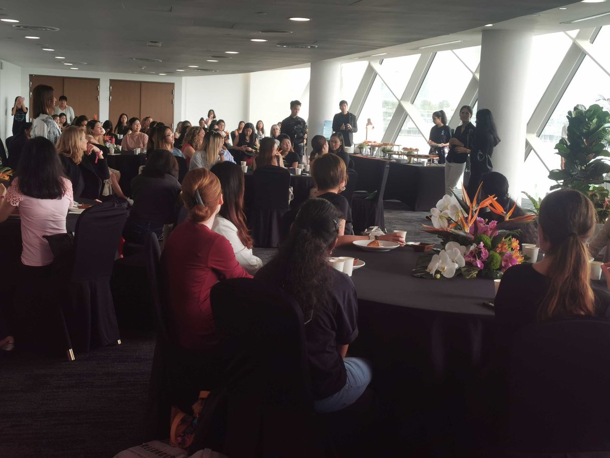 GachaGalaxyHQ's tweet photo. 🙆‍♀️Co-founder @belindalzh celebrating women in blockchain thanks to @AlgoFoundation and #TOKEN2049 
#Web3 https://t.co/bMdpV1ySbB