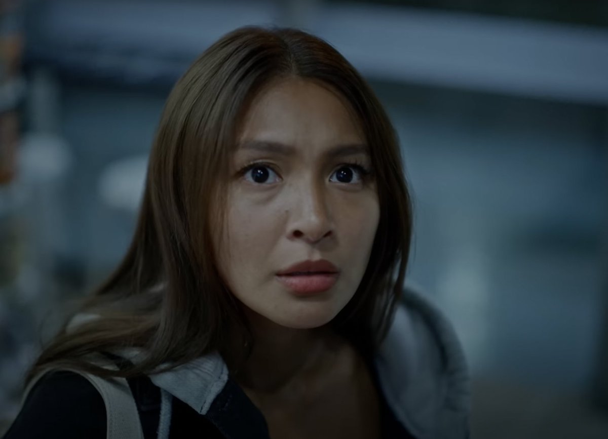 philstarlife's tweet photo. "Hindi ka na makakatakas dito."

#NadineLustre is serving horror, gore, and a whole lot more in the latest teaser for her upcoming techno-horror film 'Deleter' by Mikhail Red. (🎥: Promovi Studios / YouTube)

Check it out at https://t.co/7qrEW1BBvv. https://t.co/mCL8xnVnGE