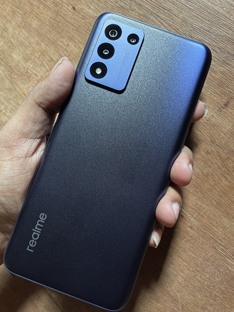 DebVlogger's tweet photo. REALME 9 5G Speed Edition #realme9Series 
6/128GB, 144Hz, ,Massive battery with 30w charging, decent camera in this price, thank you #flipkart #FlipkartBigBillionDaysSale
good phone #realme https://t.co/YS5vqDDQ1R