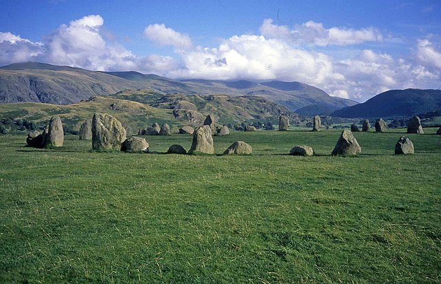 My conversation with Irish folklorist and scholar Chris Thompson about the conspicuous parallels between #Celtic and #Australian mythologies and their likely origins is now available as a podcast - tinyurl.com/53y5r25p #myth #legend #Ireland #Indigenous #Castlerigg