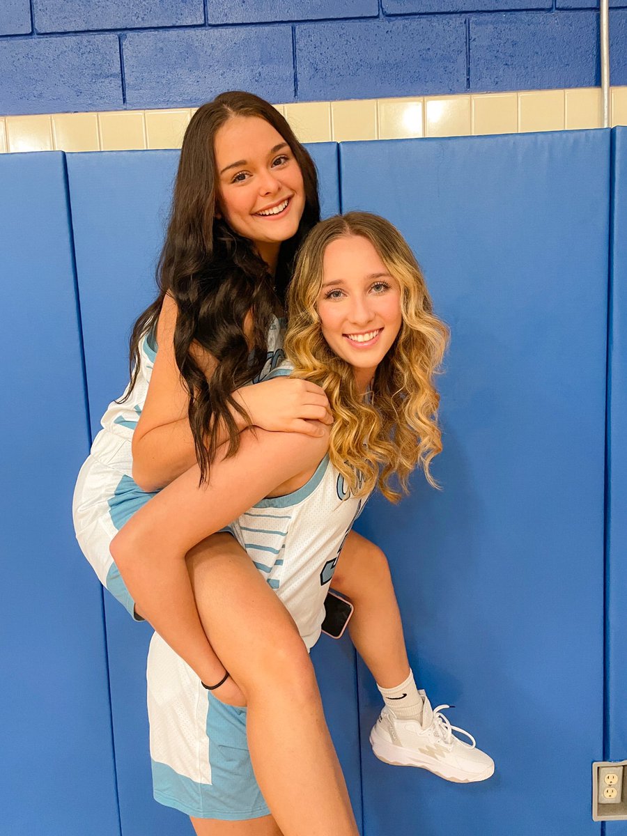 same number, new school #MediaDay 💙🤍