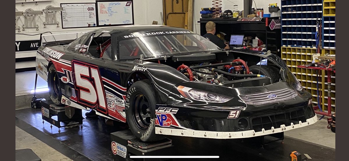 JakeCourage tweet media