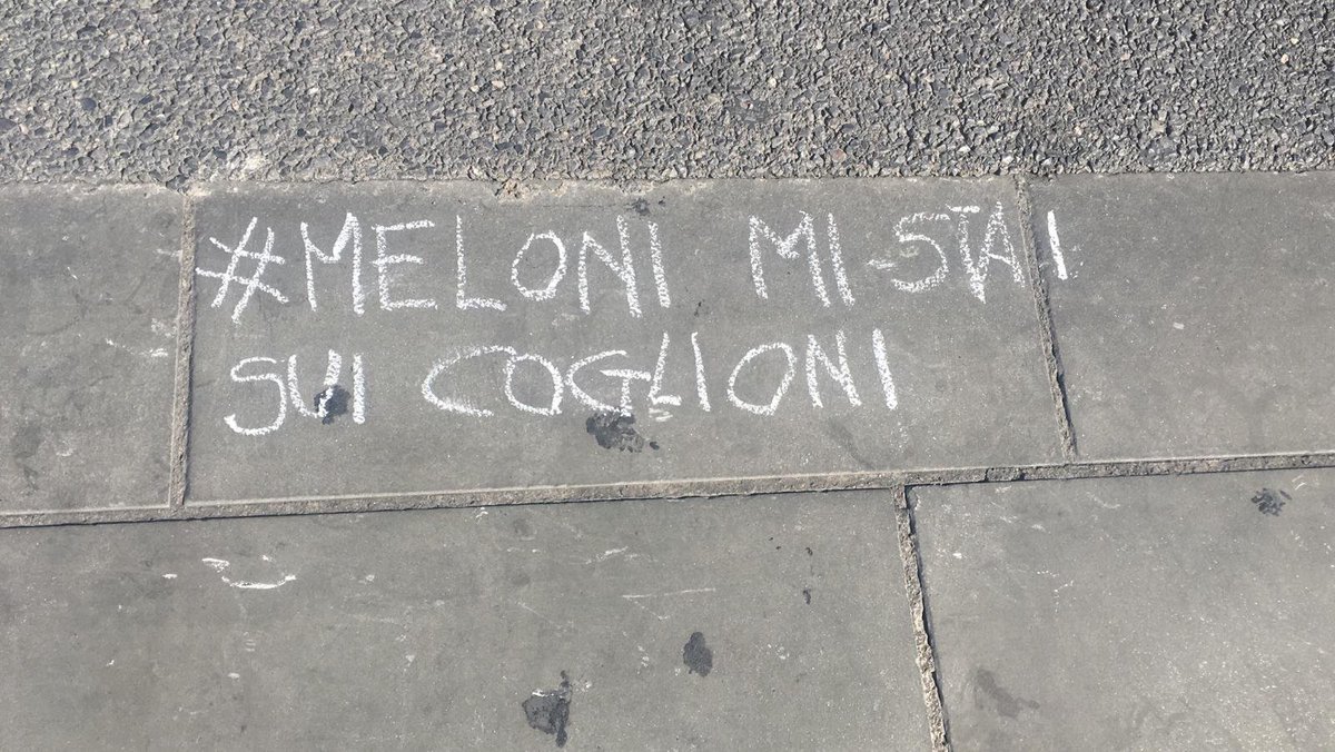 Fran_Ceccotti's tweet photo. Pobre Italia!
Y que miedo. https://t.co/ZFw1GAZWqw
