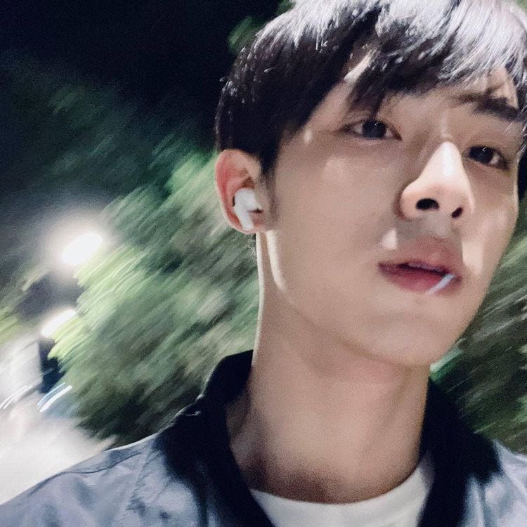 mysjeuni's tweet photo. my boi sicheng https://t.co/AMpiR6vmtf