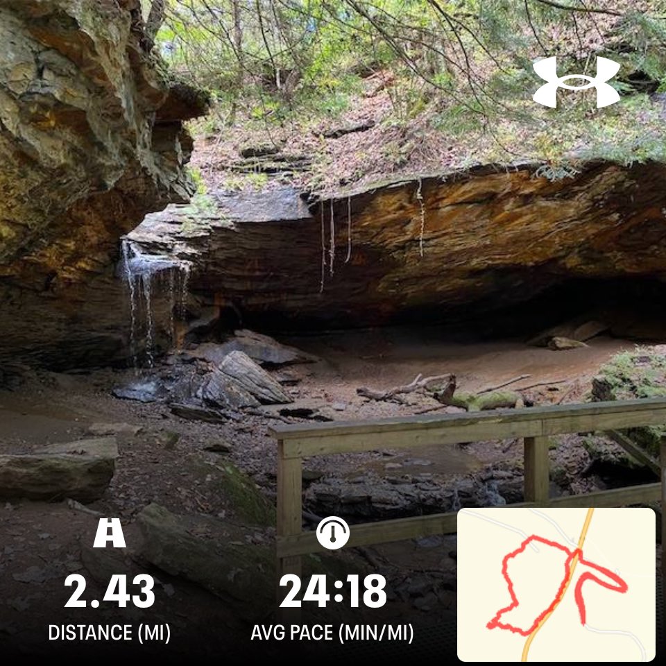 sullivan_mara's tweet photo. #BeFitPitt Keeping active hiking in Raccoon Creek State Park on Mineral Springs and Upland trails with my kids https://t.co/QcfjYaxGin