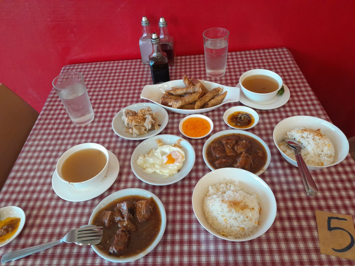 ManilaPCGaming's tweet photo. This is called #BeefPares meal. It's fantabulous 🥰 https://t.co/yXdvnOQm00