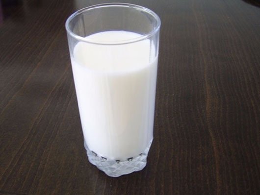 OKitchen2014's tweet photo. *Siku ya unywaji  wa Maziwa mashuleni *

Jumatano ya Mwisho ya Mwezi Septemba kila Mwaka

Jibu swali hili na kijishindia glass ya Maziwa 

Je kwa mwaka mtu anatakiwa kunywa Maziwa kiasi gani?

A. Lita 300
B Lita 200
C. Lita 100 https://t.co/T5sYhHs1B4
