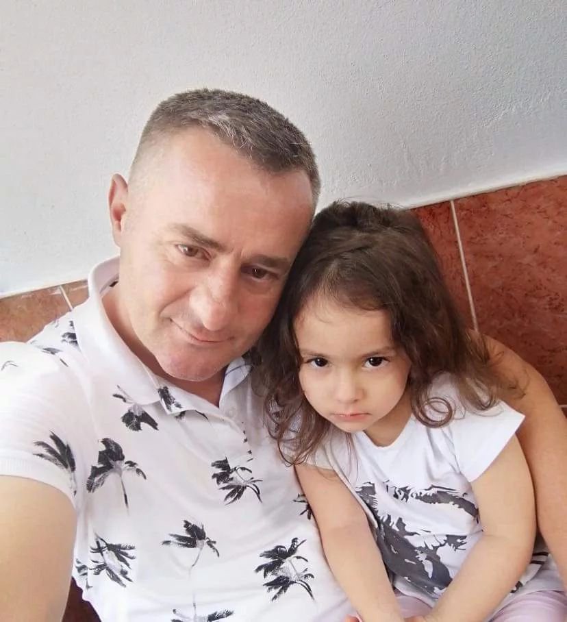 Mersin Mezitli’de yaşanan terör saldırısında şehit düşen vatan evladı.

🇹🇷Polis Memuru Sedat Gezer

Ruhun şad olsun kardeşim.