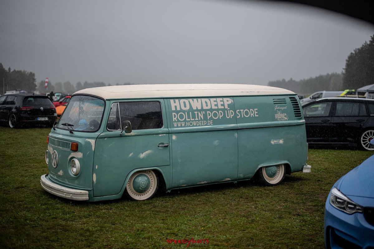 📦

#VW #Volkswagen #AirCooledVW #VwBaywindow #VwT2 #Kombi #VwPanelvan #Stance #HowDeep #DubLife