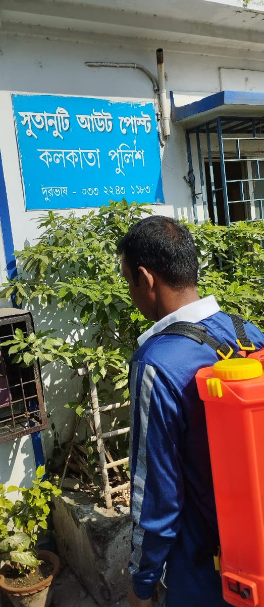 Each &amp; every day our disinfectant team is duly sanitizing all the public premises to ensure your safety from CORONA VIRUS.. Stay Safe..
#WeCareWeDare
Today, 27/09/22, our team has duly disinfected a large arena of Port Division, PD..
<a href="/CPKolkata/">CP Kolkata</a> 
<a href="/KolkataPolice/">Kolkata Police</a>