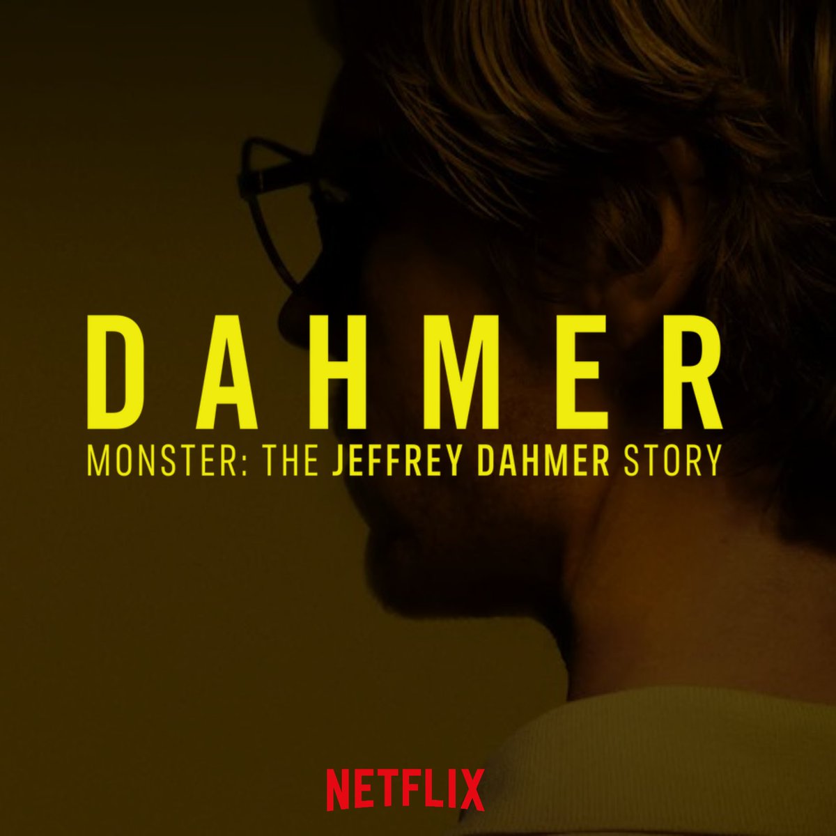 Evan Peters'in başrolde olduğu seri katil Jeffrey Dahmer'in hayat hikâyesinden uyarlanan dizi Monster: The Jeffrey Dahmer Story, ilk haftasında Netflix'te izlenme oranlarında birinci sıraya oturmuş durumda. (Rotten puanı %91)