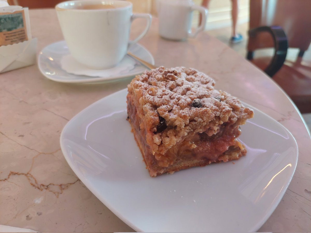 S_VL_G's tweet photo. Sonne, See und Streusel!
☺️🌞🌊🍰☺️ https://t.co/0eEv4b7yjA
