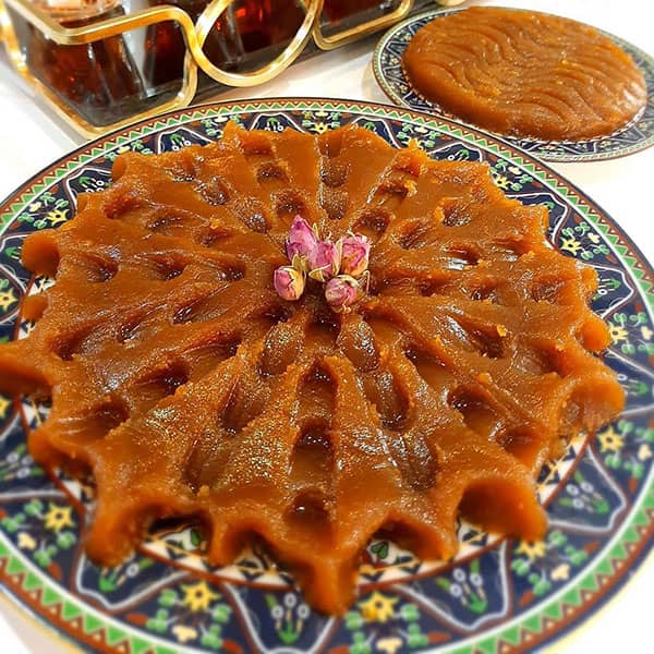 BiruniKhorasan's tweet photo. Persian saying:

"Saying halwâ (a traditional thick sweet paste) won´t make your mouth sweet" ( با حلوا حلوا گفتن دهن شیرین نمیشه “ "bâ halwâ halwâ goftan dahan shirin namishe").

It means wishes not always come true. Do not mistake your desires with reality. https://t.co/cKXuhjdXT6