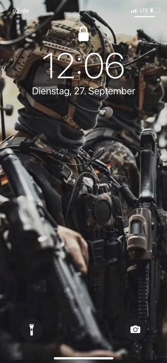 toxicph1l's tweet photo. @Theo_D_retiker Bin Soldat deswegen https://t.co/y7KPD7WJZs
