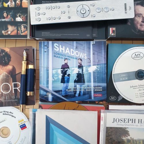 ClassicalCritic's tweet photo. #morninglistening to cellist @MeseguerLorenzo & @PianoMorab in #ClaraSchumann, Felix & #FannyMendelssohn & #GustavJenner, a fine Brahmsian!
#SHADOWS
Amazon: https://t.co/MF06CFSPwX (https://t.co/bjyvXSCvqf)
#ClassicalMusicCollection #CelloSonatas #Ch… https://t.co/5VnZBeOwrZ https://t.co/pQGudYCTwp