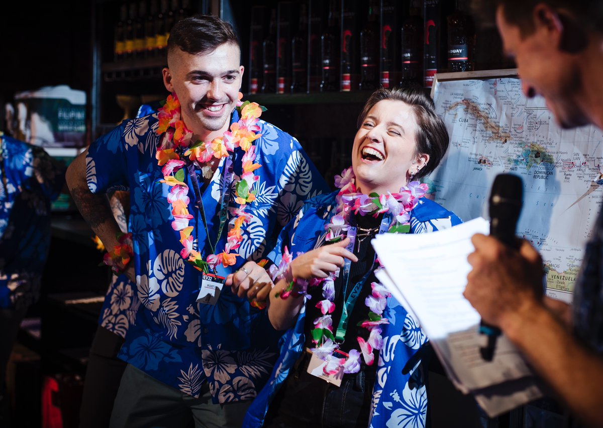 InvMorton's tweet photo. 📸A few brilliant pictures from our legendary EAST VS. WEST #cocktailcompetition @ EVOLUTION '22 Congratulations to both hugely talented teams - however, there can be only one winner.. And that was the team from the WEST‼️💯❣️See more great pics on FB @ > https://t.co/cnfvGSDzs4 https://t.co/hdw4GXeNzc