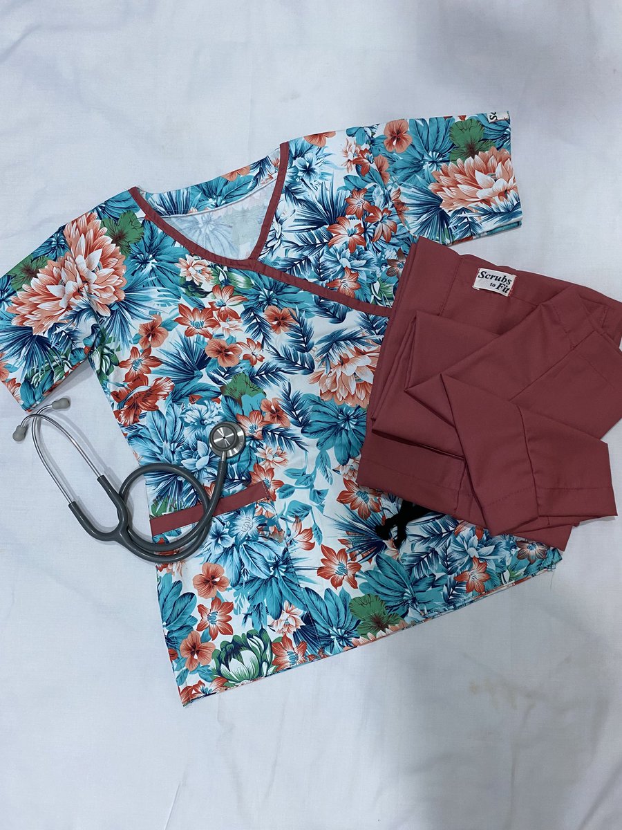 _boyuu's tweet photo. Hello people, this is me coming out of my shell to put my business up here🙈 I sell clinical scrubs, lovely ones at that. Patronise me 🙏 and please retweet when it comes up on your timeline,for my other potential customers to see
P.S:displayed scrubs available in Size S/M- #8000 https://t.co/Uf0bB5vgCb