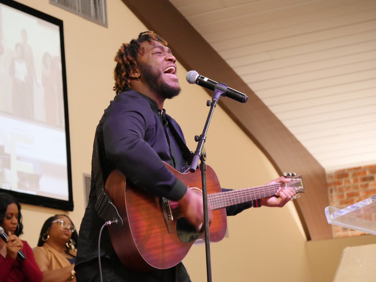 EJ Fields tweet media