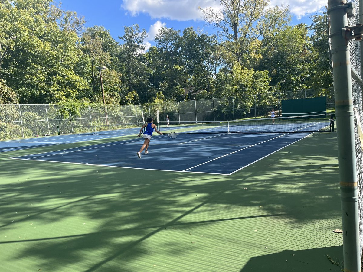 TennisZons's tweet photo. When you face a 14-4 team- Jv v Mariemont) and a team with one loss -Varsity vs Ross, you have a big challenge ahead of you. The girls fought hard but came away with one court win.Emily and Paige grabbed a win at 2d dubs to save the Zons from a sweep. #learningfromlosses.#onward https://t.co/EOiXojxgIN
