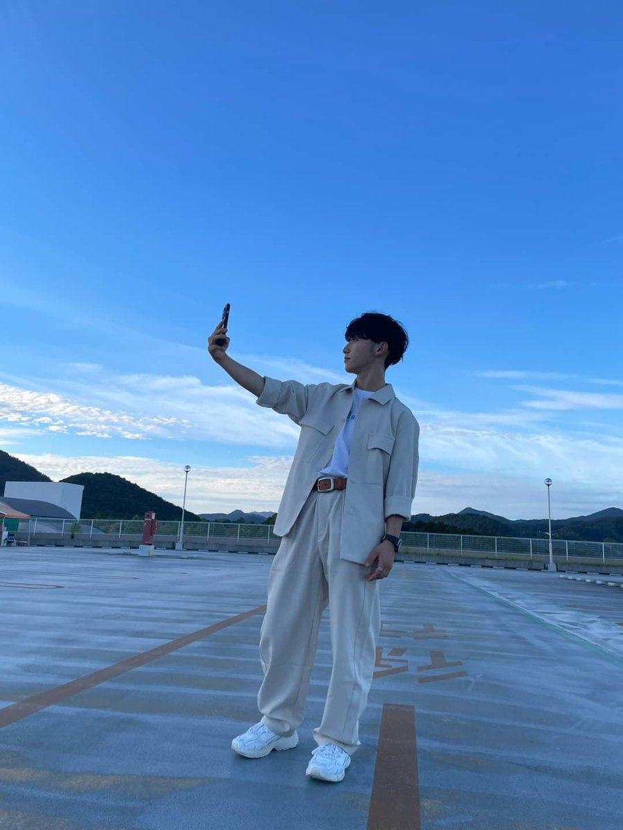 Takuki2006's tweet photo. 今日雨やから気分が中々乗らへんなー😞
しかも、おばあちゃん体調崩したからまじで心配！
急に雨降ったからかなー https://t.co/CalZ7MAVsd