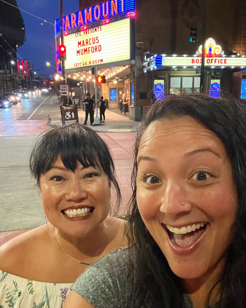 BonJoyFox's tweet photo. What an amazing show @marcusmumford #seattle #Goosebumps #chills and to close with a fav #newbasementtapes #kansascity was awesome! #mezz33 #rowX #deadcenter @daniellebchang #byesties https://t.co/f6VYFpT2kF
