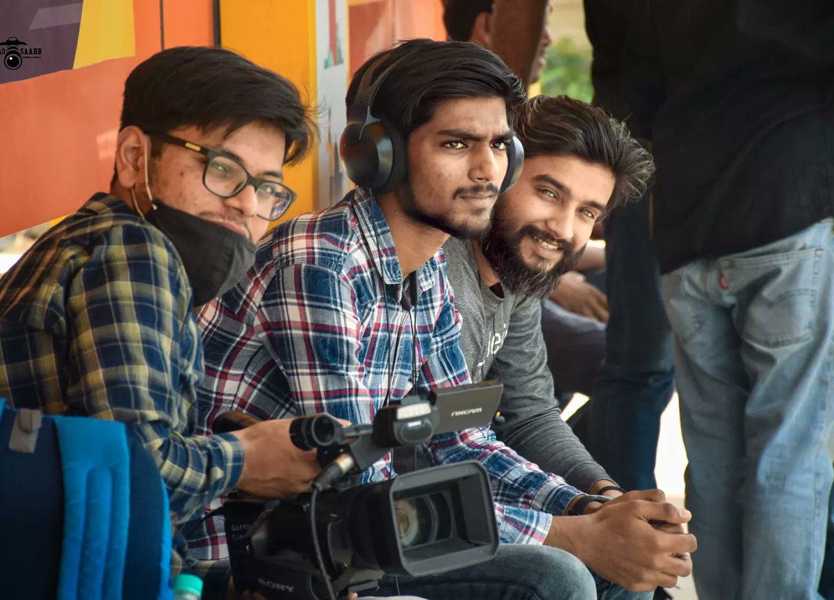 gkftii's tweet photo. At GKFTII, World Class Education comes with cherished moments of joy and happiness, each day. 

keen to explore  #GKFTIIcampus ?

👉Join Us !
.
.
.
#degreeprograms
#BJMC #MJMC #bscfashiondesigning
#mscfashiondesign
#bdesign
#enrollnow
#fewseatsleft #filmschool #filmcourse https://t.co/raItOuhp4L