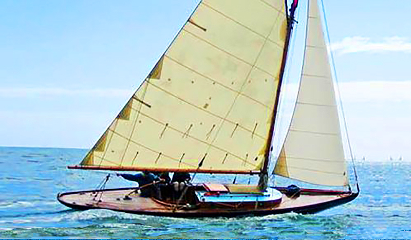 NauticaReport's tweet photo. Dorothy, 1894
https://t.co/joc4AUGsXf
#dorothy #sloopMarconi #33thamesrater #lintonhope #thamesyachtbuilding #veledepoca #barchedepoca #vintageyacht https://t.co/KsmQoAxhrI