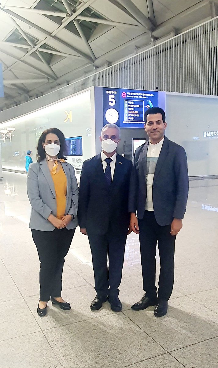 Dalyoffic's tweet photo. Bidding farewell to HE Ambassador @nabihelabed and His Spouse, upon a successful completion of a 5 years mission in #SouthKorea.
Wishing him and his family, the good health and well being, I remain confident He will enjoy further success in His new position at the @MfaTunisia . https://t.co/r73Va8W2gR