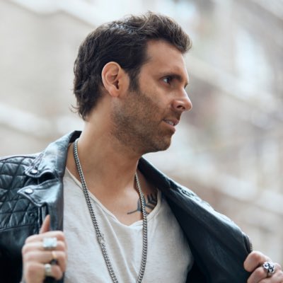 Ivan_Nilson's tweet photo. #NuevaFotoDePerfil https://t.co/4tM8TJs3oI