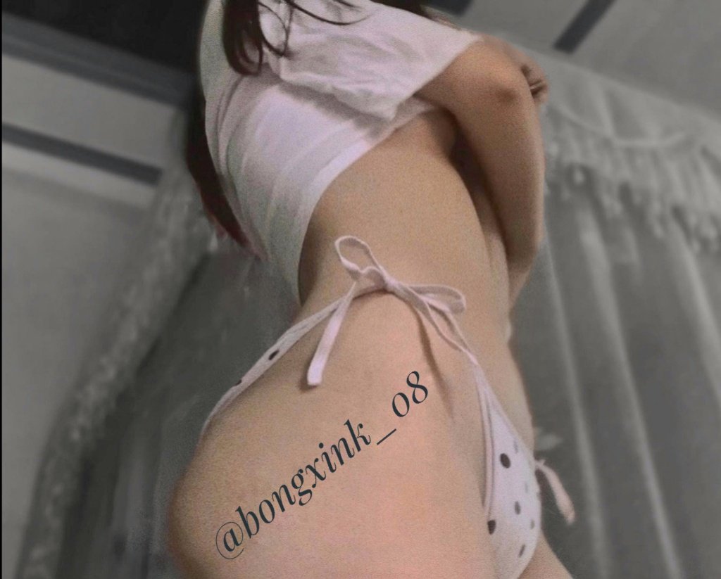 bongxink_08's tweet photo. Chuẩn bị đi học nè, fl bé đi ^^ https://t.co/h39knpoEp1