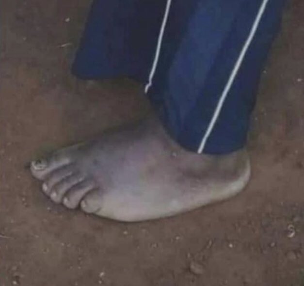 Brian___Jethro's tweet image. Wangu , ndokumbirawo umbondipewo Jordan 4 rako, there's a function i need to attend