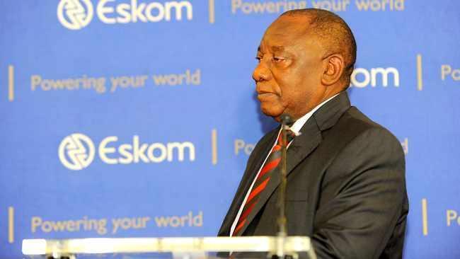 TheStar_news's tweet photo. Ramaphosa’s lies have come back to bite him, with still no solution in sight to Eskom’s woes amid empty promises https://t.co/1VSK6Bbhmb https://t.co/aj9gO1C5Jm