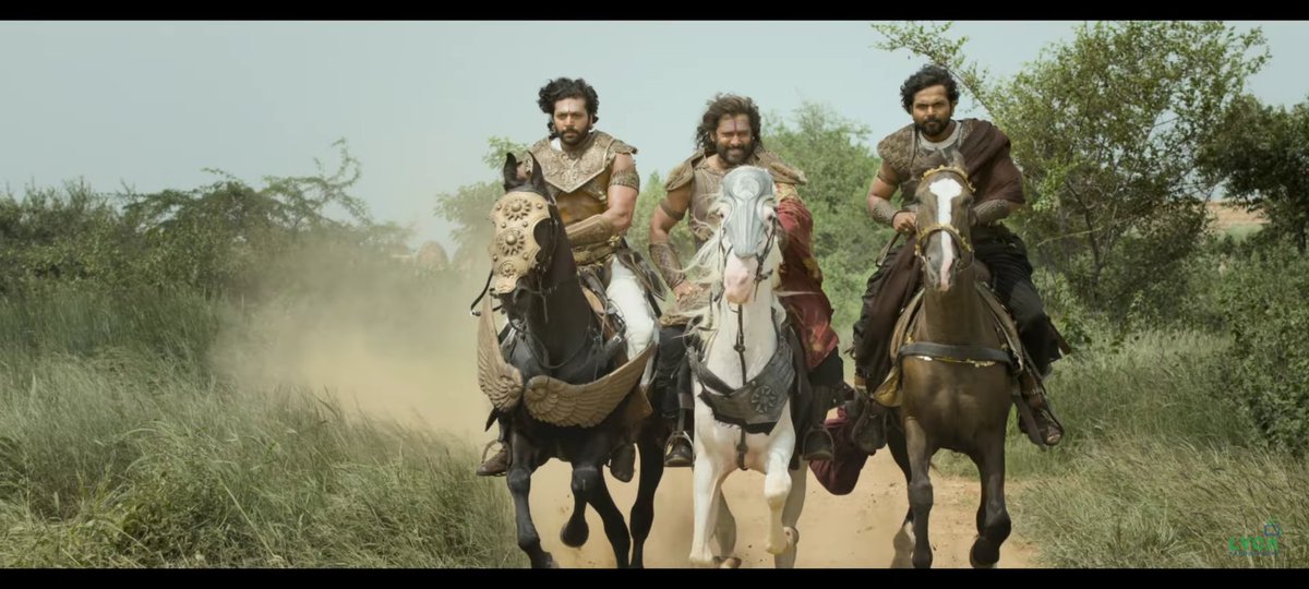 Trendswoodcom's tweet photo. Brooooooo.....!!! 

Oru Vela Movie la Ipdi Oru Scene Irukumo...? 

#PonniyanSelvan https://t.co/fJTeN6ncIR