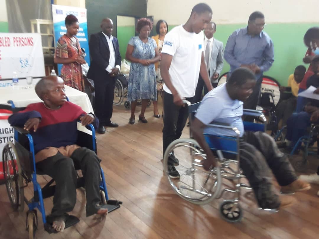 LRFZimbabwe's tweet photo. "Empowering and capacitating people with disabilities to improve their own quality of life, sets the standard for their inclusion in the society"  special thanks to @FDPZ04  for partnering with LRF in distributing wheelchairs and sunscreen lotions at Moffat Hall, Sakubva. https://t.co/yqDEl1XyFN