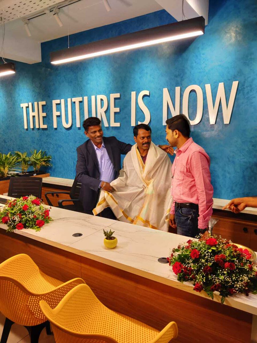 Oriontechnolog7's tweet photo. Here's to new beginnings 🎈 a glimpse of yesterday's grand opening ceremony. 
 #newofficelaunch  #celebration  #newofficelaunching #newbegginings #happynes  #NewBegginings2022 #newoffice #grandopening #grandopeningparty  #oriontechnologies  #solarsysteminstallation  #inverterdea https://t.co/h2B6gfDcDN