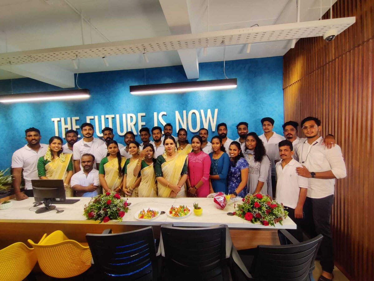 Oriontechnolog7's tweet photo. Here's to new beginnings 🎈 a glimpse of yesterday's grand opening ceremony. 
 #newofficelaunch  #celebration  #newofficelaunching #newbegginings #happynes  #NewBegginings2022 #newoffice #grandopening #grandopeningparty  #oriontechnologies  #solarsysteminstallation  #inverterdea https://t.co/h2B6gfDcDN
