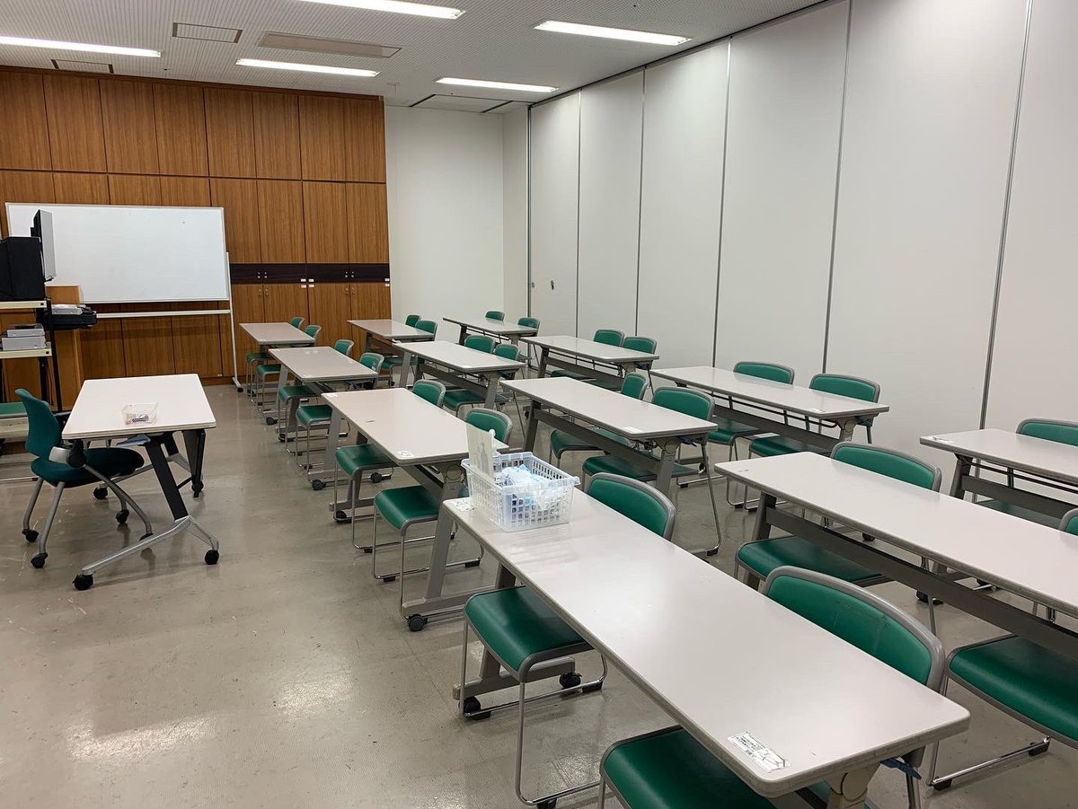 AgasYoshi's tweet photo. １１月３日(祝)に実施される四谷大塚全国統一小学生テストの会場に設定した近鉄文化サロン阿倍野会場。
近鉄文化サロン上本町会場は１日半で満席になりましたが、こちらはまだ少し余裕が有ります。 https://t.co/krUgRrfoi2