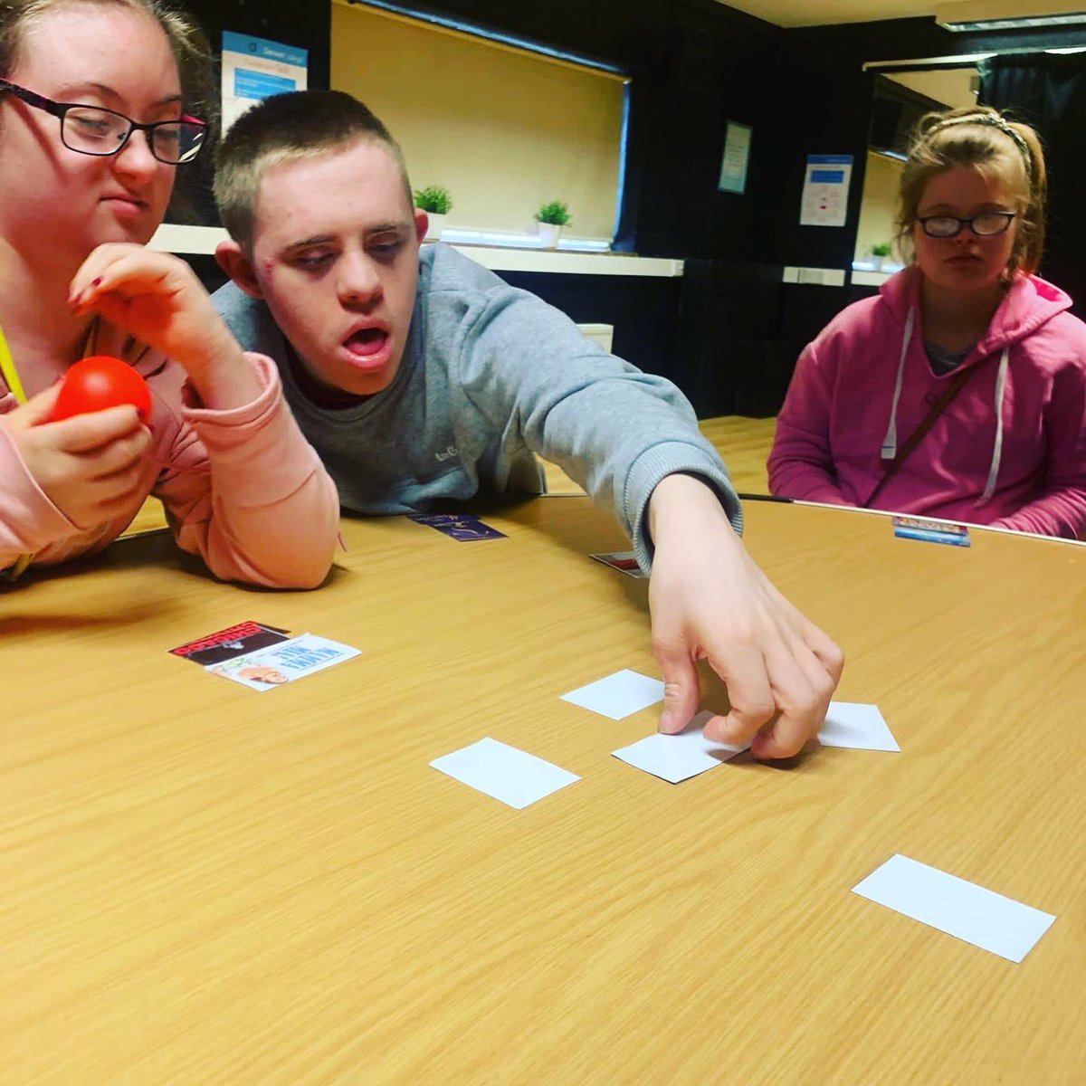 dc_performing's tweet photo. Musical Theatre starter activity!
Students worked together to match different musical related flash cards before continuing their development of musical theatre skills!
#performingarts #musicaltheatre #coreskills #visualsupport #weareperformingarts https://t.co/AHf7qm18NV