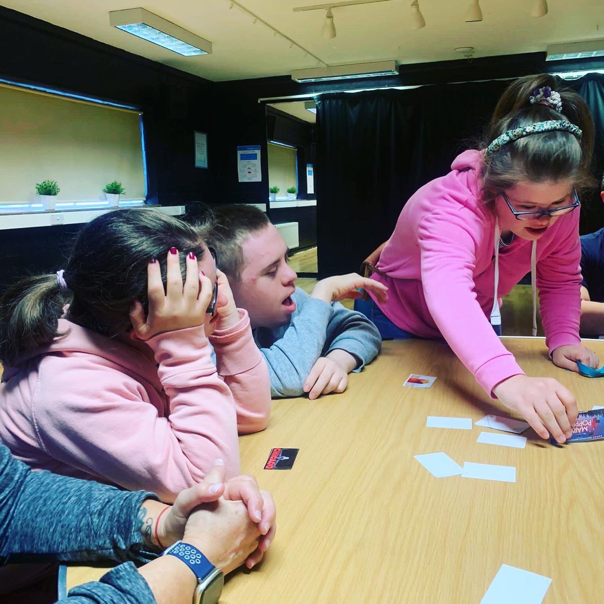 dc_performing's tweet photo. Musical Theatre starter activity!
Students worked together to match different musical related flash cards before continuing their development of musical theatre skills!
#performingarts #musicaltheatre #coreskills #visualsupport #weareperformingarts https://t.co/AHf7qm18NV