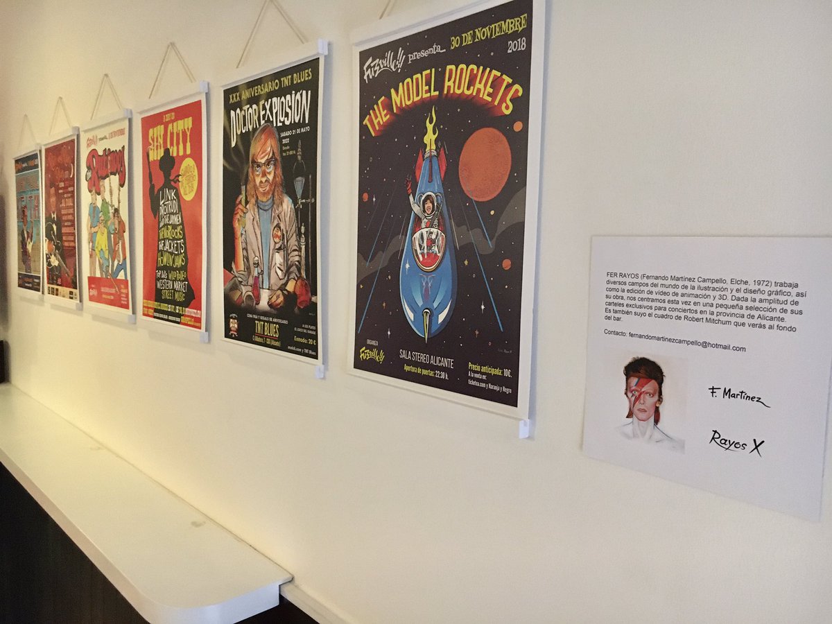 SANPEDRO Bar: En la pared de exposiciones tenemos este mes al alicantino Fer Rayos con una pequeña muestra de sus carteles para conciertos en la zona de Alicante. Fer ademas trabaja el vídeo de animación y 3D, el arte de las carpetas para vinilos y muchas otras cosas #sanpedrobar