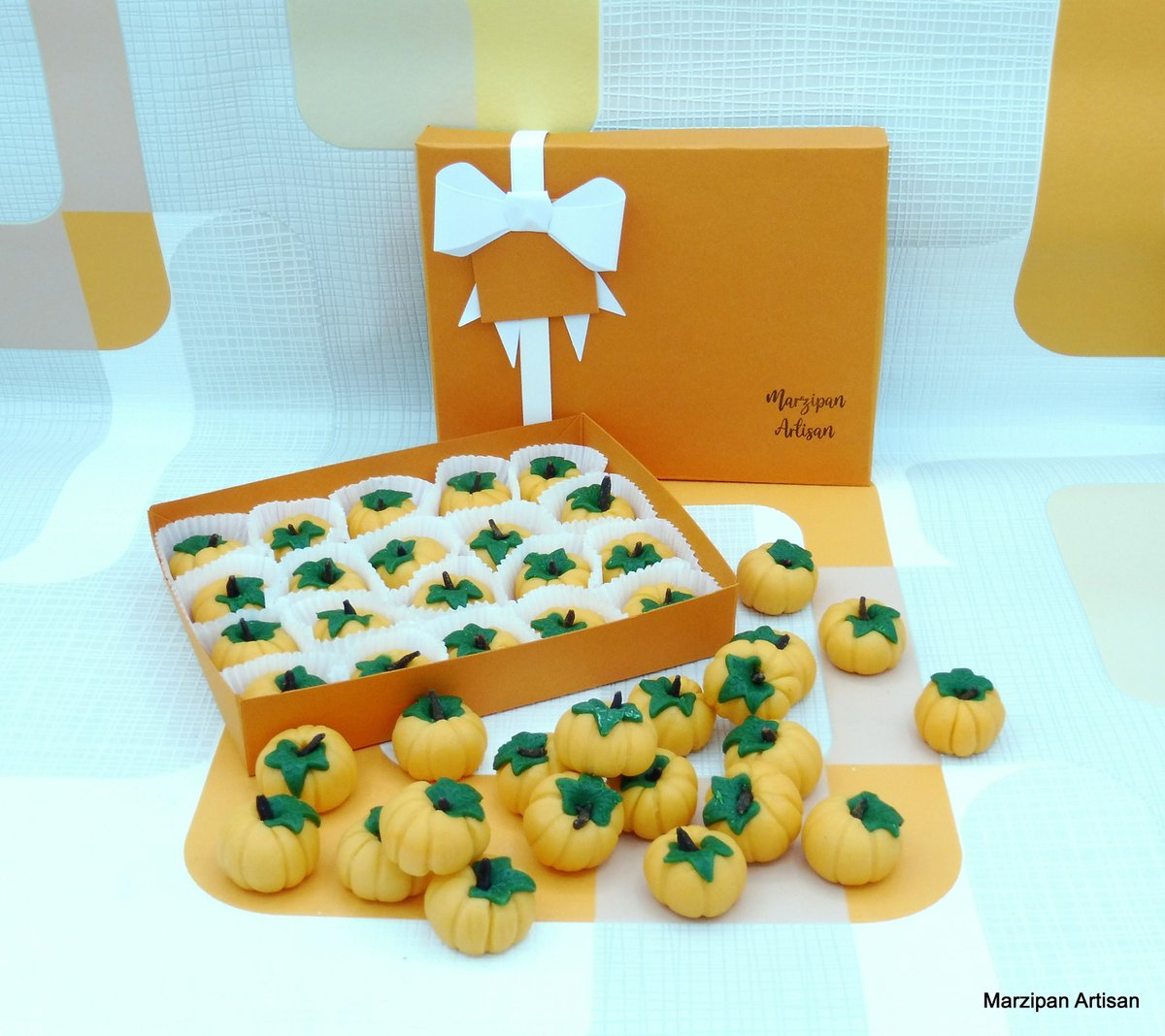 marzipanartisan's tweet photo. Marzipan Pumpkins Box Of 20 Fall Autumn Halloween Favour Cake Topper Gift https://t.co/fjNmkWmyBA #orange #birthday #green #allhallowseve #marzipanpumpkins #halloweencandy #marzipanveg #autumnwedding #fallcandy https://t.co/xzWJoLHz3i