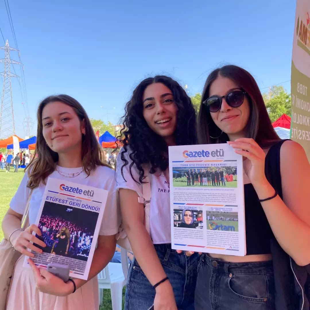 Ortam'22 etkinliğinden geriye kalanlar 🌟

#GazeteETÜ