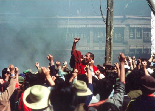 tchrd_'s tweet photo. On this day, 27 September, 1987, 21 #monks from #Drepung Monastery in #Lhasa gathered in the streets, holding up the #Tibetannationalflag. The monks were later #arrested and #tortured for chanting slogans “Long Live His Holiness the #DalaiLama” and “#FreeTibet”. https://t.co/VQ8AlfQ5RH