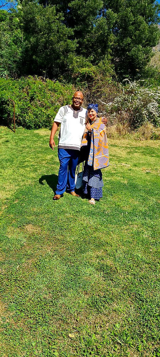 🥰Our beautiful guests in our garden before attending a wedding in Bulwer.

#BulwerKZN #cottageimvana #KZNhasitall #KZNOpen4Travel #selfcatering #Drakensberg #TravelChatSA #DurbanHasMore #SouthernDrakensberg #KwaZuluNatal #SouthAfrica #ShareSouthAfrica #becausesouthafrica 🇿🇦