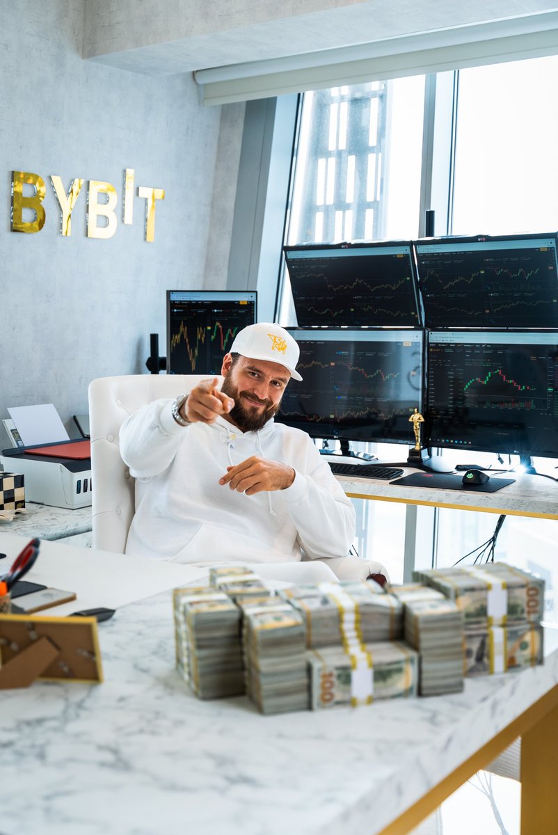 Thomas Kralow (@tkralow) on Twitter photo 🚨🚨 IN JUST A FEW DAYS 🚨🚨
I am giving away $1,000 worth of #Bitcoin to one of my followers on the 30th of September!
To enter this giveaway 👇
🤝 Follow me: <a href="/TKralow/">Thomas Kralow</a>
♻️ Retweet this tweet
❤️ Like this tweet 🚨🚨 IN JUST A FEW DAYS 🚨🚨
I am giving away $1,000 worth of #Bitcoin to one of my followers on the 30th of September!
To enter this giveaway 👇
🤝 Follow me: <a href="/TKralow/">Thomas Kralow</a>
♻️ Retweet this tweet
❤️ Like this tweet