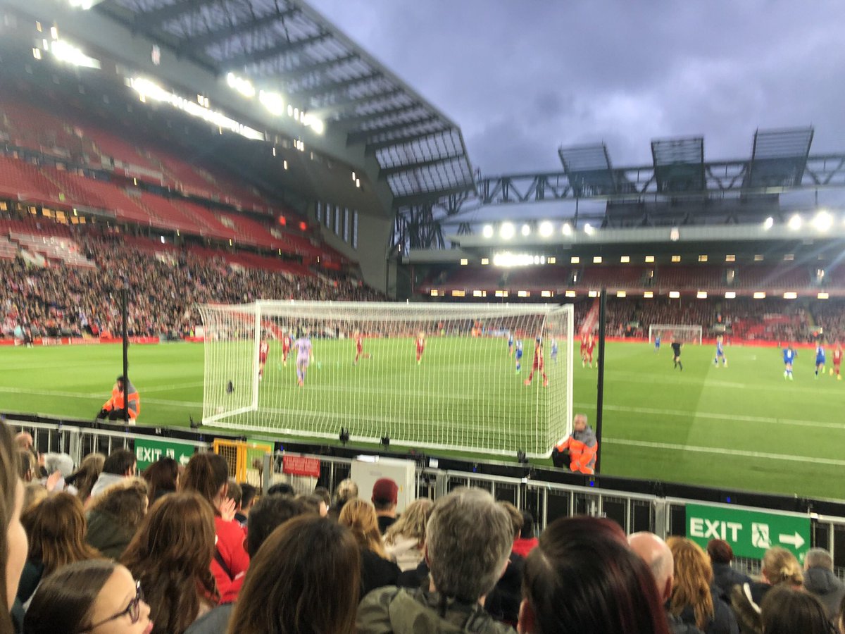 PennyLaneFC's tweet photo. Brilliant tournament Sunday with @SPR_CFC and @jacquimcassey for @TiberFootball Great teams @SPR_CFC , @CityofLpoolFC and Aggregate FC deserved winners. Followed up with @LFCWSC pre match fun @hotelanfield and the true #friendlyderby @LiverpoolFCW V @EvertonWomen #womensfootball https://t.co/Mjanp7rg1H