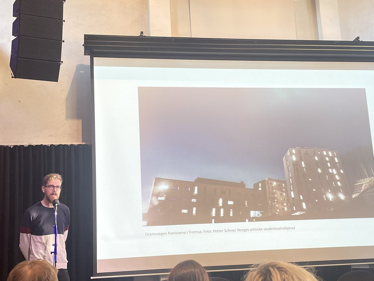 JuliaSempler's tweet photo. Klar tale fra ungdomsrådet og @StudentUiT: Vi er ikke framtida - vi er nåtida!
@UiTNorgesarktis https://t.co/YIsjyJYTrE