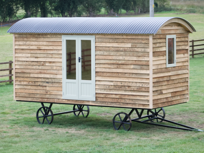 Need a DIY project for the Autumn?
Visit our self-build guide pages to follow the various steps towards building your own Shepherds Hut: harrogatehuts.com/self-build-gui…
#shepherdhut #diyptoject #shepherdshut #glamping #gardenroom #Gardenoffice