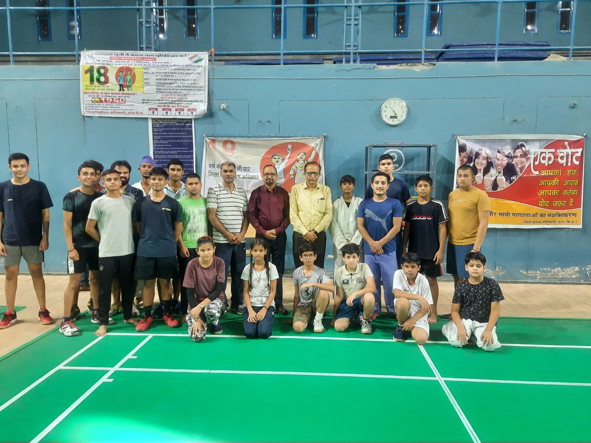 SDMUna44's tweet photo. #UTSAV Voter awareness program under SVEEP using EVM and VVPAT with the help of Sports Department Una  ,AC Una-44 on Dated:26-09-2022 https://t.co/miexEGnmZs