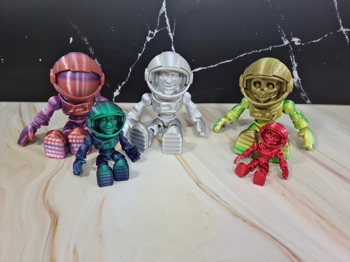 dnddicetowers's tweet photo. Excited to share the latest addition to my #etsy shop: Flexi Spaceman - 3D Printed Flexible Space Man - Either Alive or DEAD versions, multiple sizes, virtually any colour you would like. https://t.co/gQBGBOMBjJ #fleximodel #posable #friendsofalice #labyrinth #3dprinte https://t.co/59WXVRBTSB
